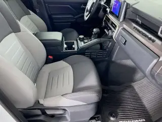 Toyota Tacoma 2025 4x4 TRD Sport 4 puertas Doble Cabina 5.0 ft SB 8A
