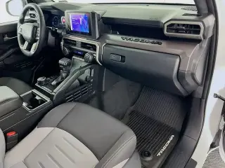 Toyota Tacoma 2025 4x4 TRD Sport 4 puertas Doble Cabina 5.0 ft SB 8A