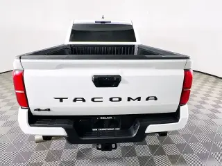 Toyota Tacoma 2025 4x4 TRD Sport 4 puertas Doble Cabina 5.0 ft SB 8A
