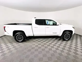 Toyota Tacoma 2025 4x4 TRD Sport 4 puertas Doble Cabina 5.0 ft SB 8A