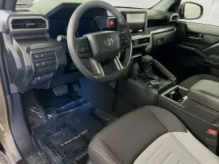 Toyota Tacoma 2026 4x4 TRD Off-Road 4 puertas Cabina Doble 5.0 pies SB 8A
