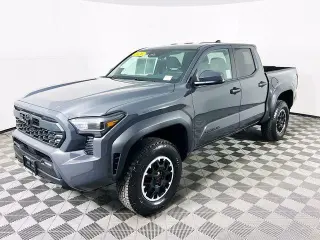 Toyota Tacoma 2026 4x4 TRD Sport 4 puertas Cabina Doble 6.1 ft LB