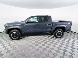 Toyota Tacoma 2026 4x4 TRD Sport 4 puertas Cabina Doble 6.1 ft LB
