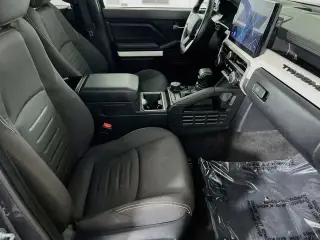 Toyota Tacoma 2024 4x4 SR5 Cabina Doble 4 puertas 6.1 ft LB