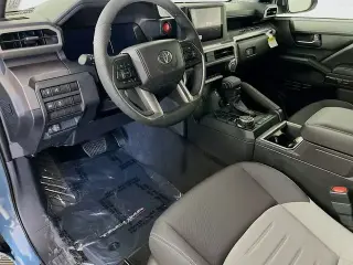 Toyota Tacoma 2026 4x4 TRD Off-Road 4 puertas Cabina Doble 5.0 pies SB 8A