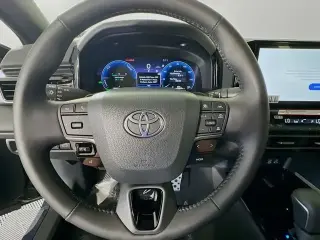Toyota Camry 2026 SE 4 puertas Sedán