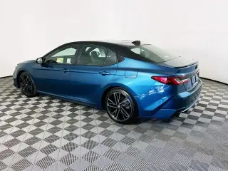 Toyota Camry 2026 SE 4 puertas Sedan