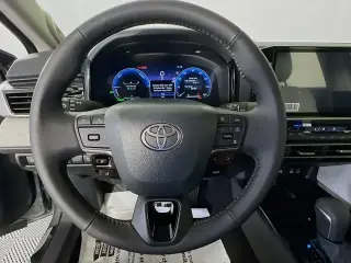 Toyota Camry 2026 XLE 4 puertas Sedan