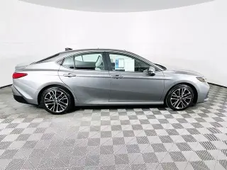 Toyota Camry 2026 XLE 4 puertas Sedan