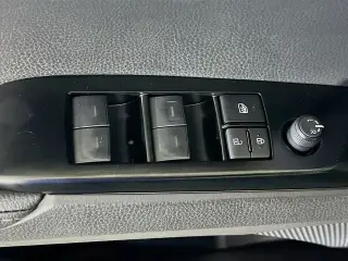 Toyota Camry 2026 SE 4 puertas Sedan
