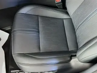 Toyota Camry 2026 SE 4 puertas Sedan