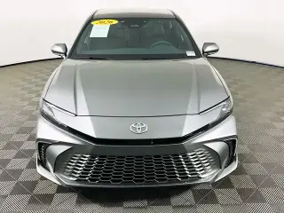 Toyota Camry 2026 SE 4 puertas Sedan