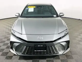 Toyota Camry 2026 SE 4 puertas Sedan