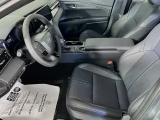 Toyota Camry 2026 SE 4 puertas Sedan