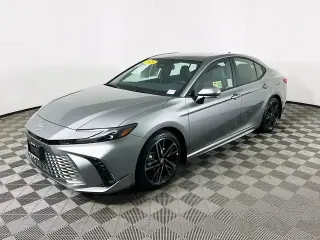 Toyota Camry 2026 SE 4 puertas Sedan