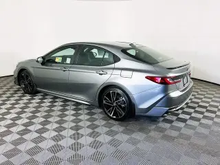Toyota Camry 2026 SE 4 puertas Sedan