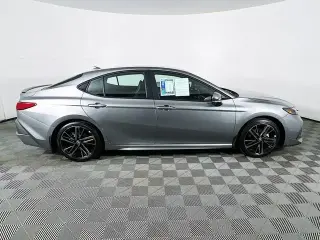 Toyota Camry 2026 SE 4 puertas Sedan