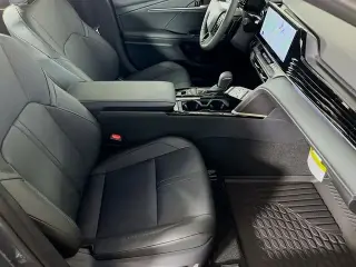 Toyota Camry 2026 SE 4 puertas Sedan