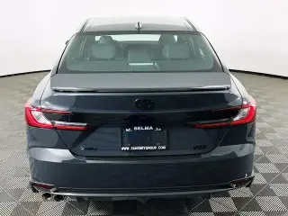 Toyota Camry 2026 SE 4 puertas Sedan