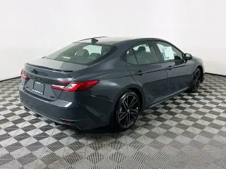 Toyota Camry 2026 SE 4 puertas Sedan