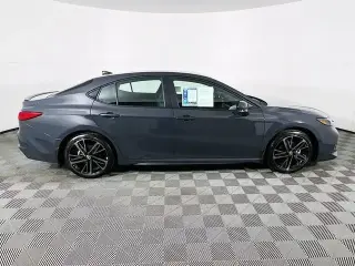 Toyota Camry 2026 SE 4 puertas Sedan