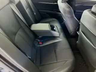 Toyota Camry 2026 SE 4 puertas Sedan