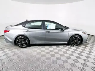 Toyota Camry 2026 SE 4 puertas Sedan