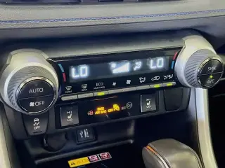 Toyota RAV4 Híbrido 2023 AWD XSE 4 puertas SUV