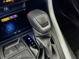 Toyota RAV4 Híbrido 2023 AWD XSE 4 puertas SUV