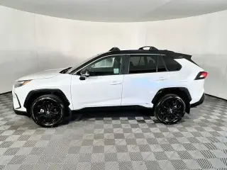 Toyota RAV4 Híbrido 2023 AWD XSE 4 puertas SUV