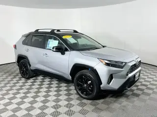 Toyota RAV4 Híbrido 2024 AWD XSE 4 puertas SUV