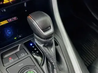 Toyota RAV4 Híbrido 2024 AWD XSE 4 puertas SUV