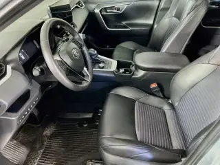 Toyota RAV4 Híbrido 2024 AWD XSE 4 puertas SUV