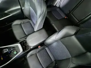 Toyota RAV4 Híbrido 2024 AWD XSE 4 puertas SUV