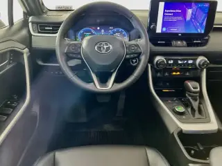 Toyota RAV4 Híbrido 2024 AWD XSE 4 puertas SUV