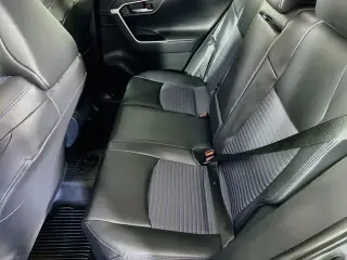 Toyota RAV4 Híbrido 2024 AWD XSE 4 puertas SUV
