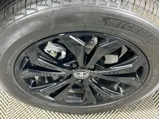 Toyota RAV4 Híbrido 2024 AWD XSE 4 puertas SUV