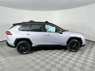 Toyota RAV4 Híbrido 2024 AWD XSE 4 puertas SUV