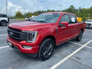Ford F-150 2023 4x4 Lariat 4 puertas SuperCrew 5.5 pies. SB