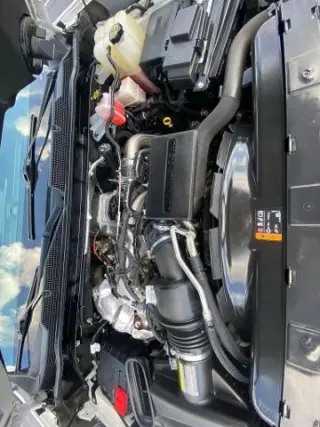 Chevrolet Silverado 2500HD 2024 4x4 Custom 4 puertas Cabina Crew SB