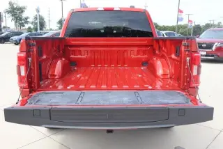 Ford F-150 2023 4x4 XLT 4 puertas SuperCrew 5.5 pies. SB