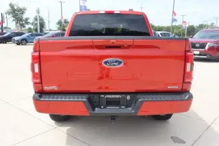 Ford F-150 2023 4x4 XLT 4 puertas SuperCrew 5.5 pies. SB