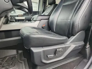 Ford F-350 Super Duty 2019 4x4 Lariat 4dr Crew Cab 6.8 ft. SB SRW Pickup