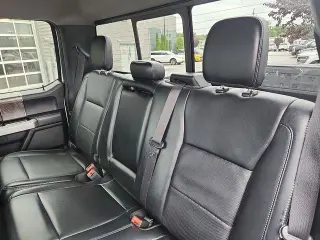 Ford F-350 Super Duty 2019 4x4 Lariat 4dr Crew Cab 6.8 ft. SB SRW Pickup