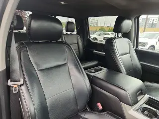 Ford F-350 Super Duty 2019 4x4 Lariat 4dr Crew Cab 6.8 ft. SB SRW Pickup