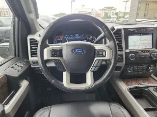 Ford F-350 Super Duty 2019 4x4 Lariat 4dr Crew Cab 6.8 ft. SB SRW Pickup