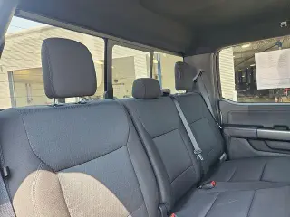 Ford F-150 2023 4x4 XLT 4 puertas SuperCrew 5.5 pies SB