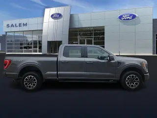 Ford F-150 2023 4x4 XLT 4 puertas SuperCrew 5.5 pies. Caja corta