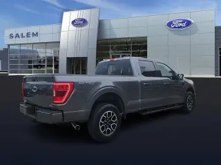 Ford F-150 2023 4x4 XLT 4 puertas SuperCrew 5.5 pies. Caja corta