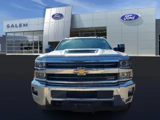 Chevrolet Silverado 2500HD 2018 4x4 LTZ 4 puertas Cabina Crew SB